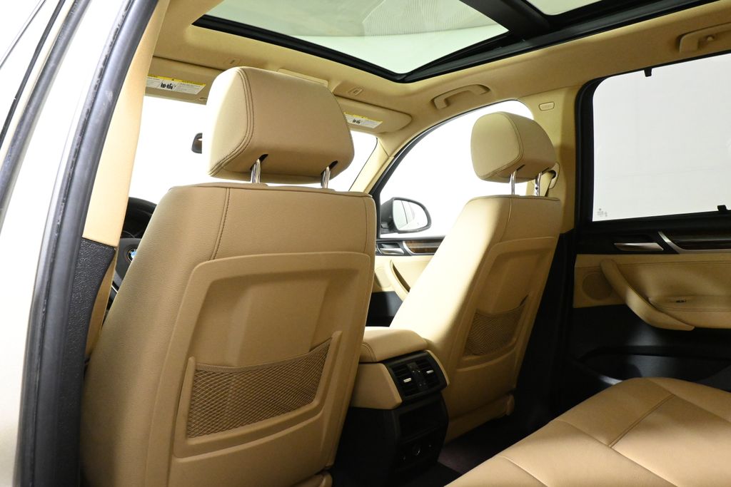 Thumbnail: 2017 BMW X3 - 31