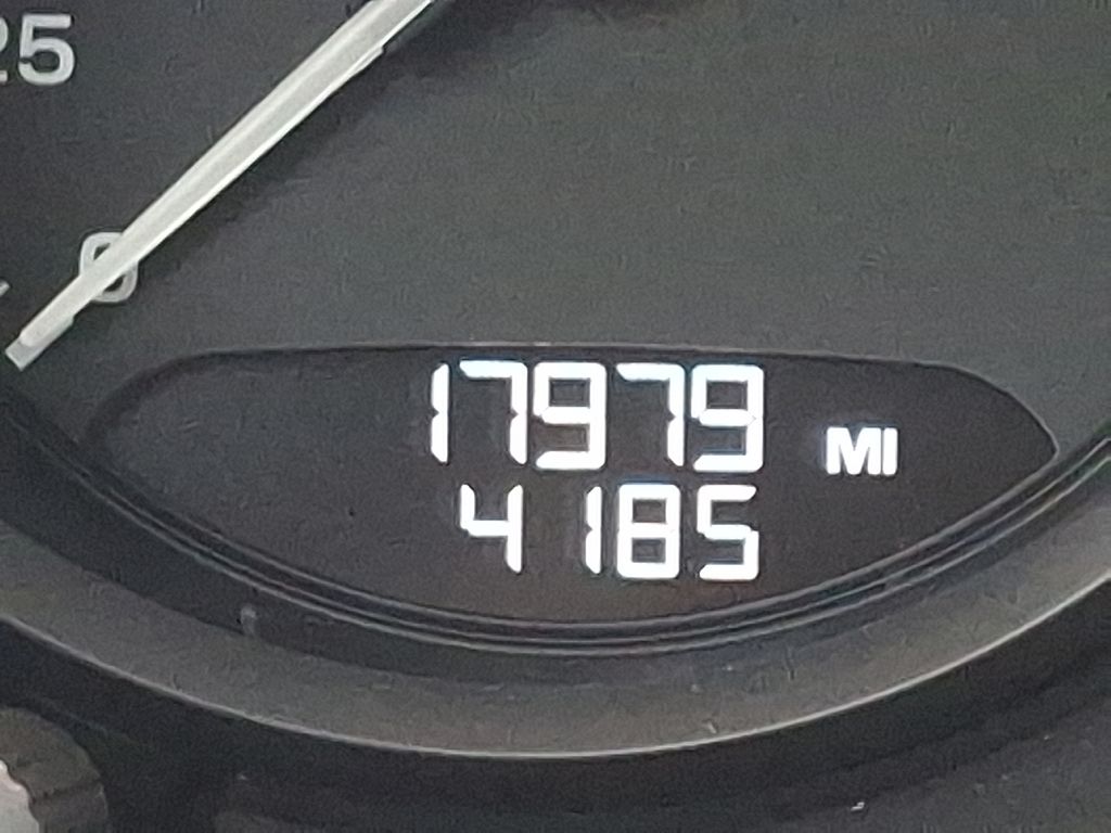 Thumbnail: 2024 Porsche Macan - 22