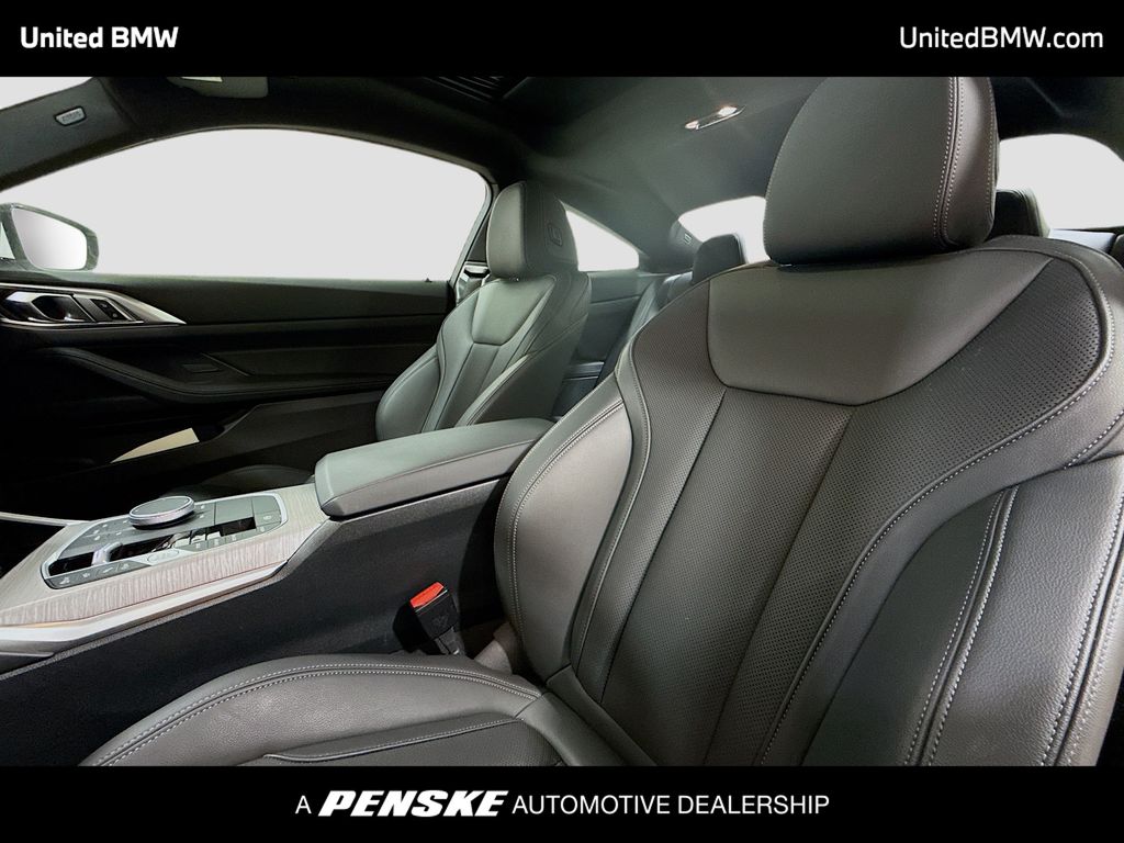 Thumbnail: 2025 BMW 4 Series - 5