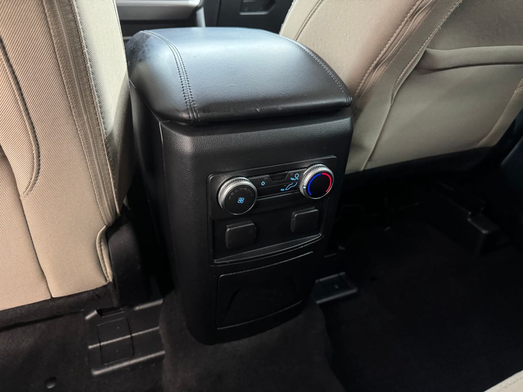 2023 Ford Explorer Base