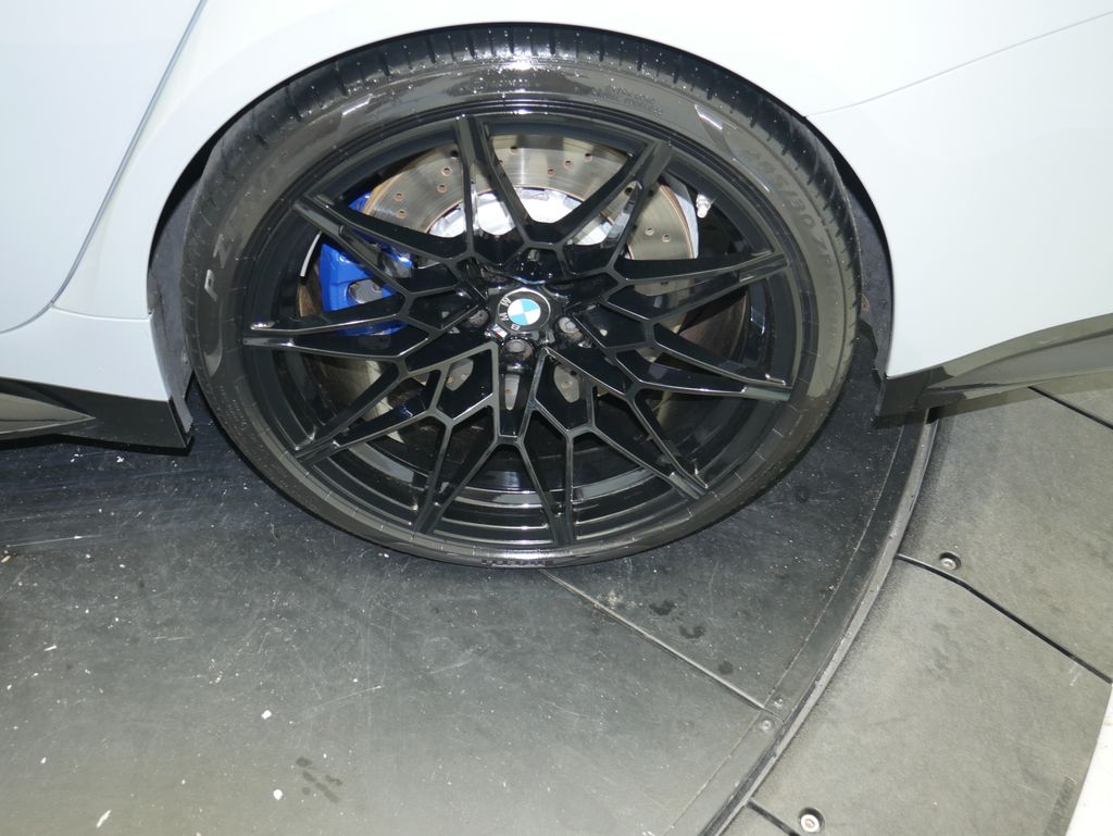 Thumbnail: 2024 BMW M3 - 17