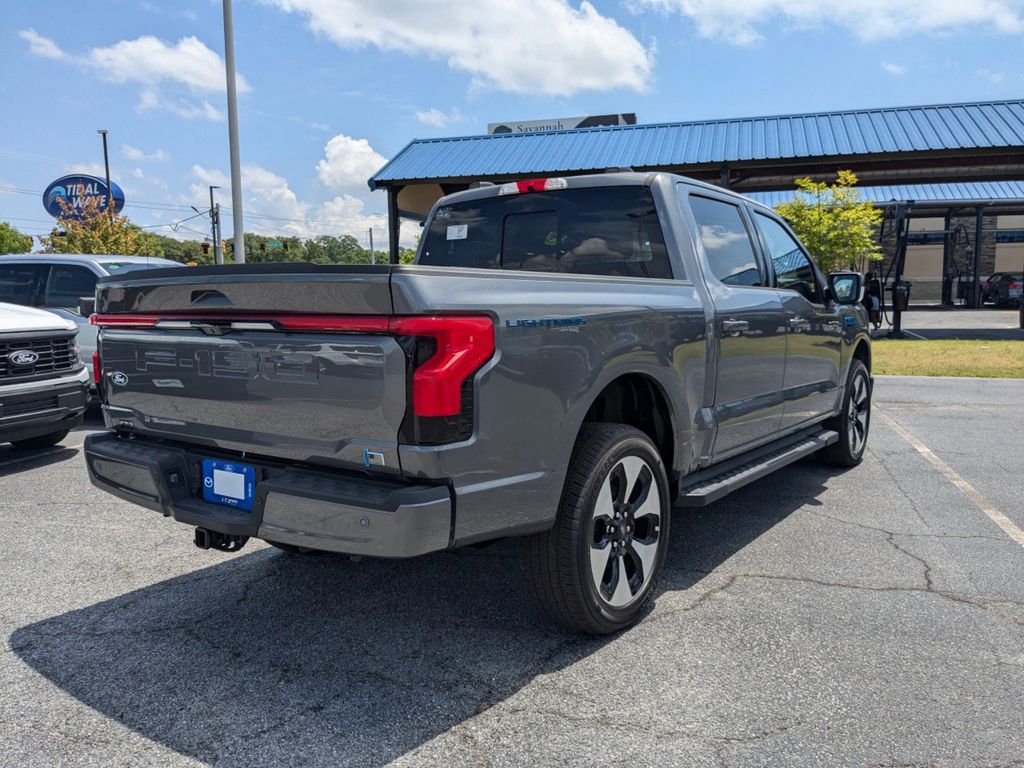 2025 Ford F-150 Lightning Platinum