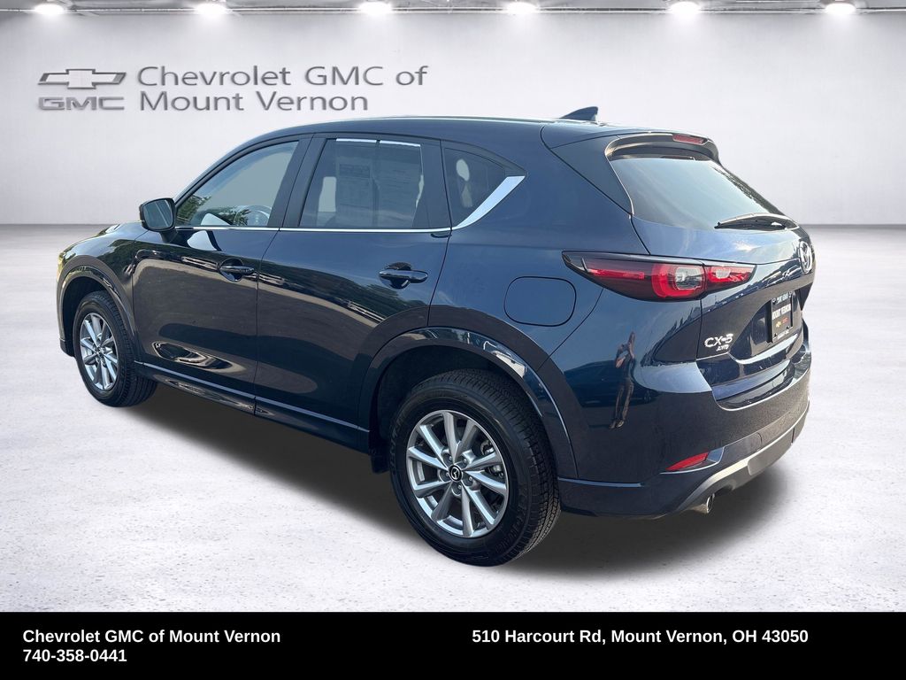 2025 Mazda CX-5 2.5 S Preferred Package - Image 3