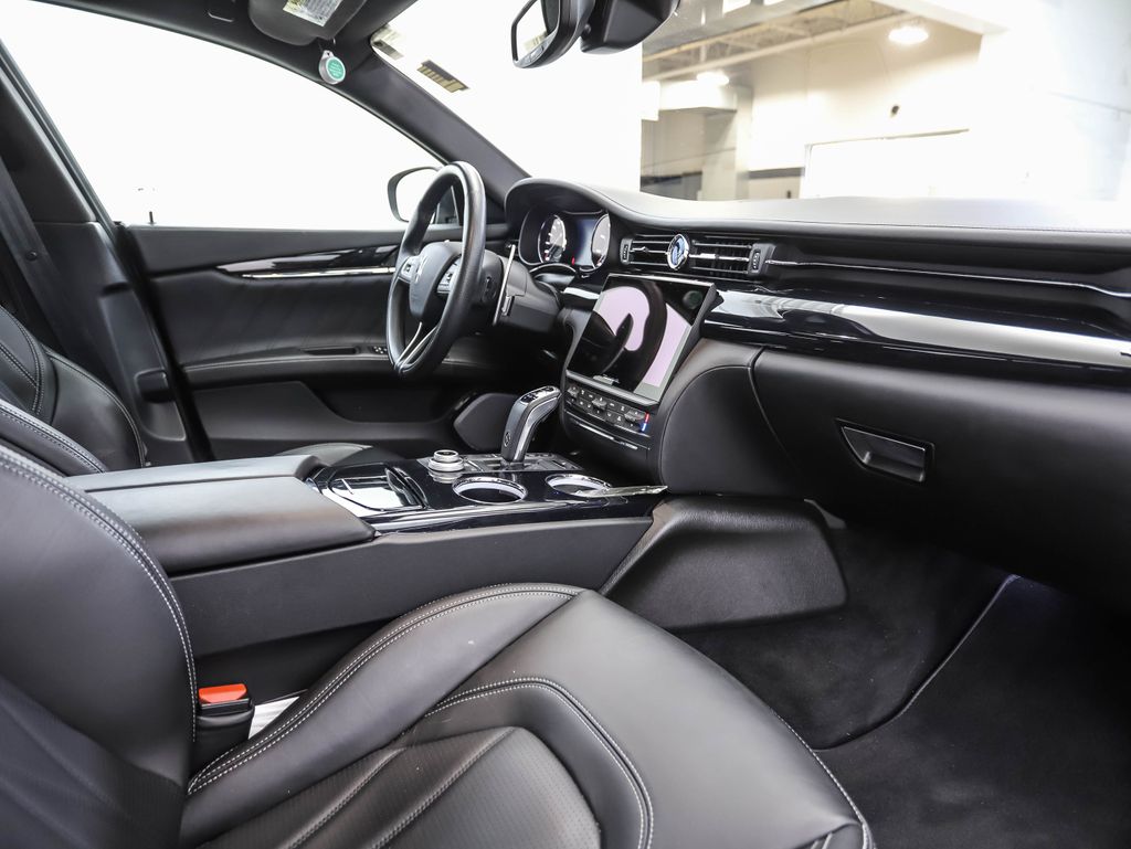 Thumbnail: 2022 Maserati Quattroporte - 31
