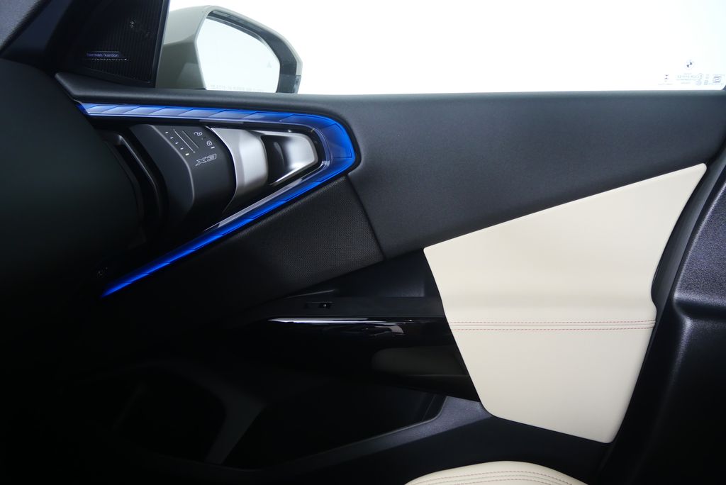 Thumbnail: 2026 BMW X3 - 23