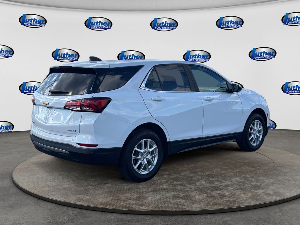 2024 Chevrolet Equinox LT - 4