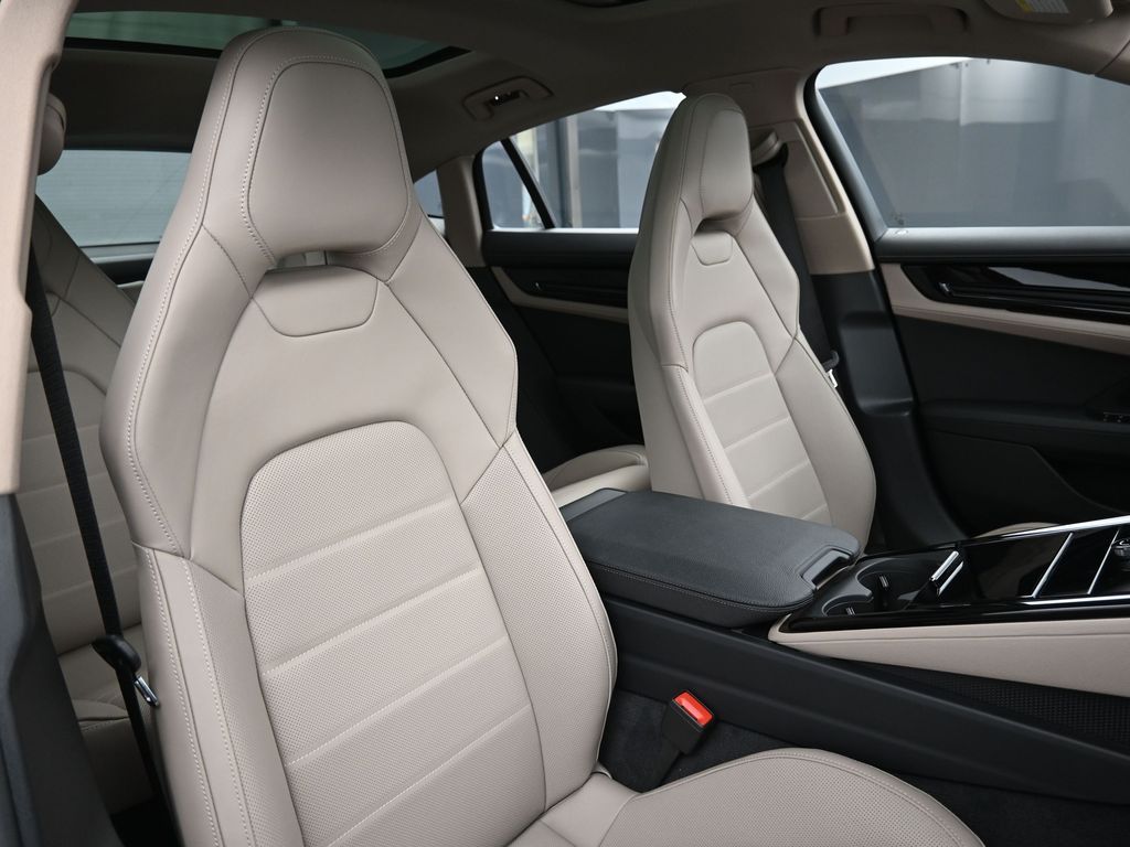 2025 Porsche Panamera Base - Photo 27