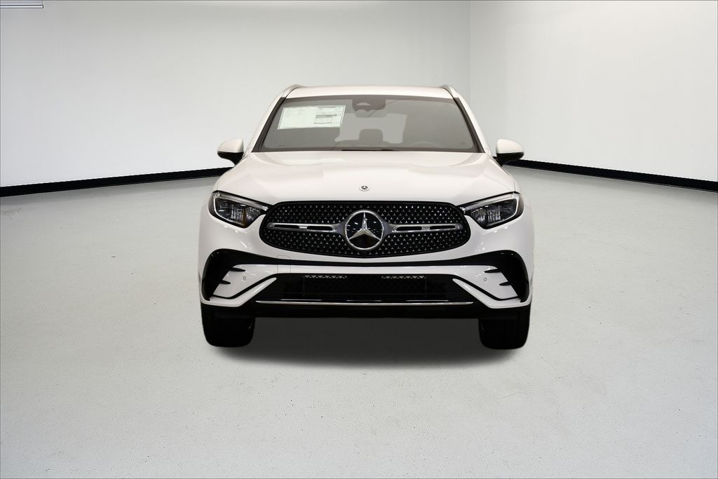 Thumbnail: 2025 Mercedes-Benz GLC - 8