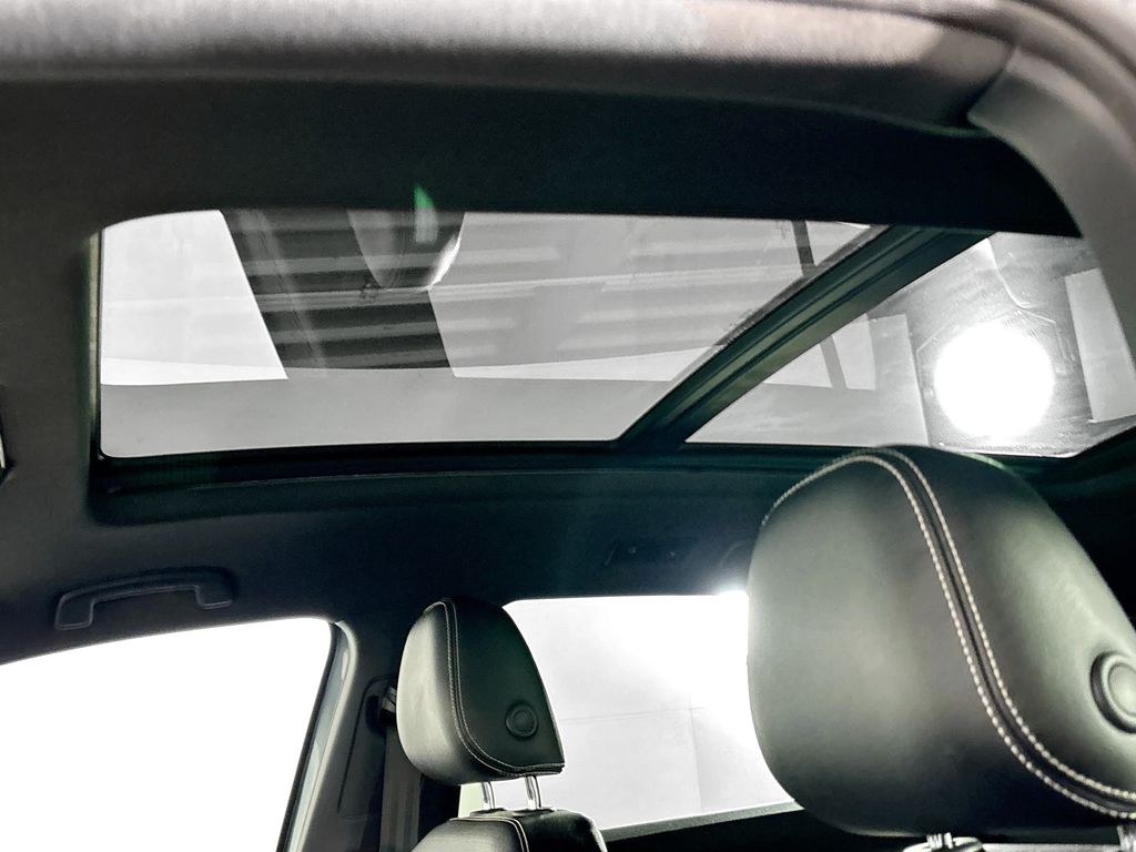 2021 Volkswagen Atlas Cross Sport 3.6L V6 SE w/Technology