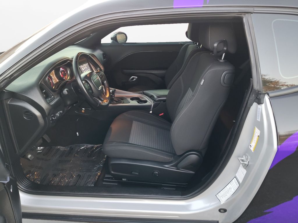 Used Car 2023 Dodge Challenger  Sxt For Sale Under $25,000 In Austin, Texas