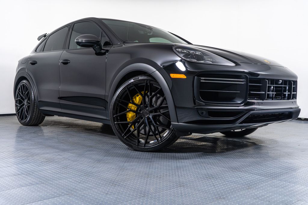 2023 Porsche Cayenne Turbo GT Coupe photo 3