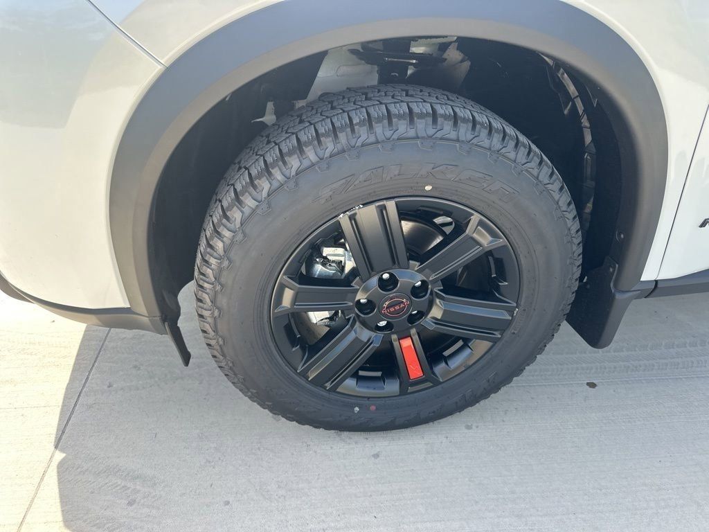 2025 Everest White Pearl Nissan Rogue Rock Creek AWD SUV