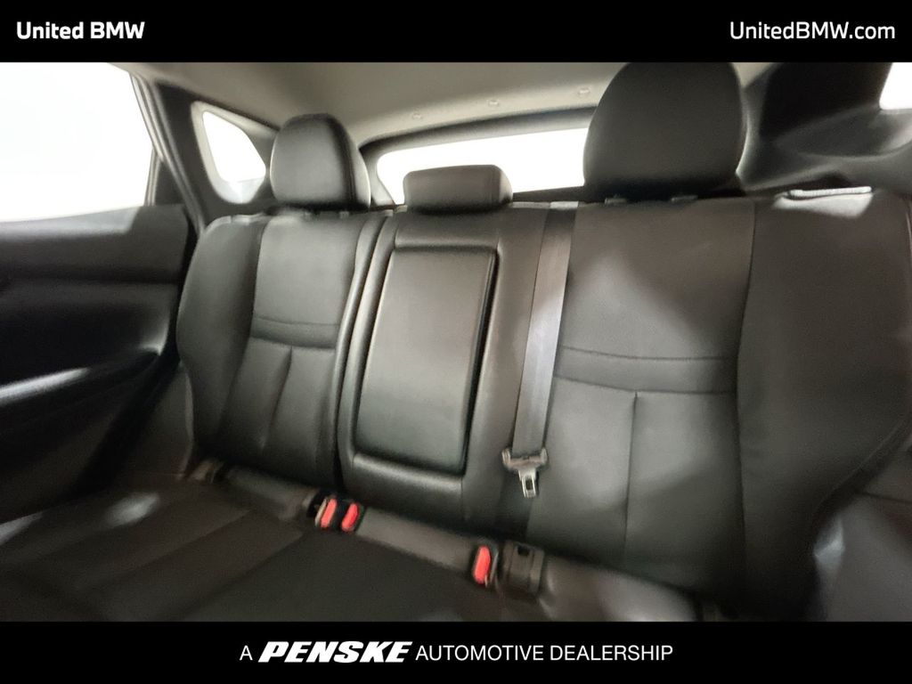 Thumbnail: 2018 Nissan Rogue Sport - 21