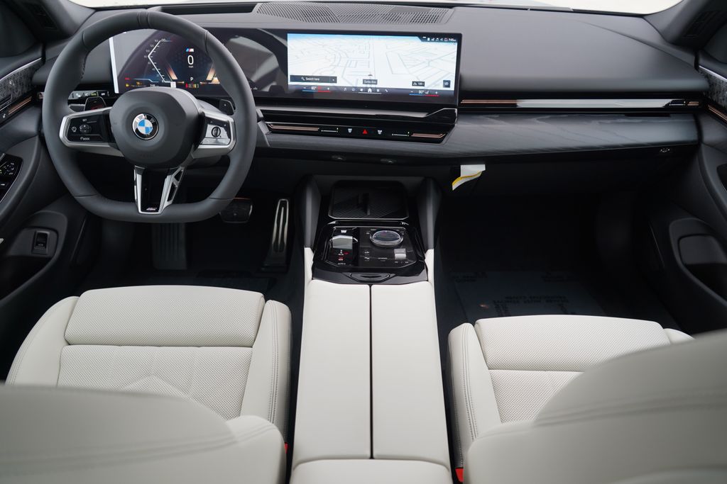 Thumbnail: 2026 BMW 5 Series - 14