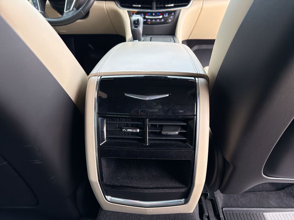 Thumbnail: 2019 Cadillac CT6 - 18