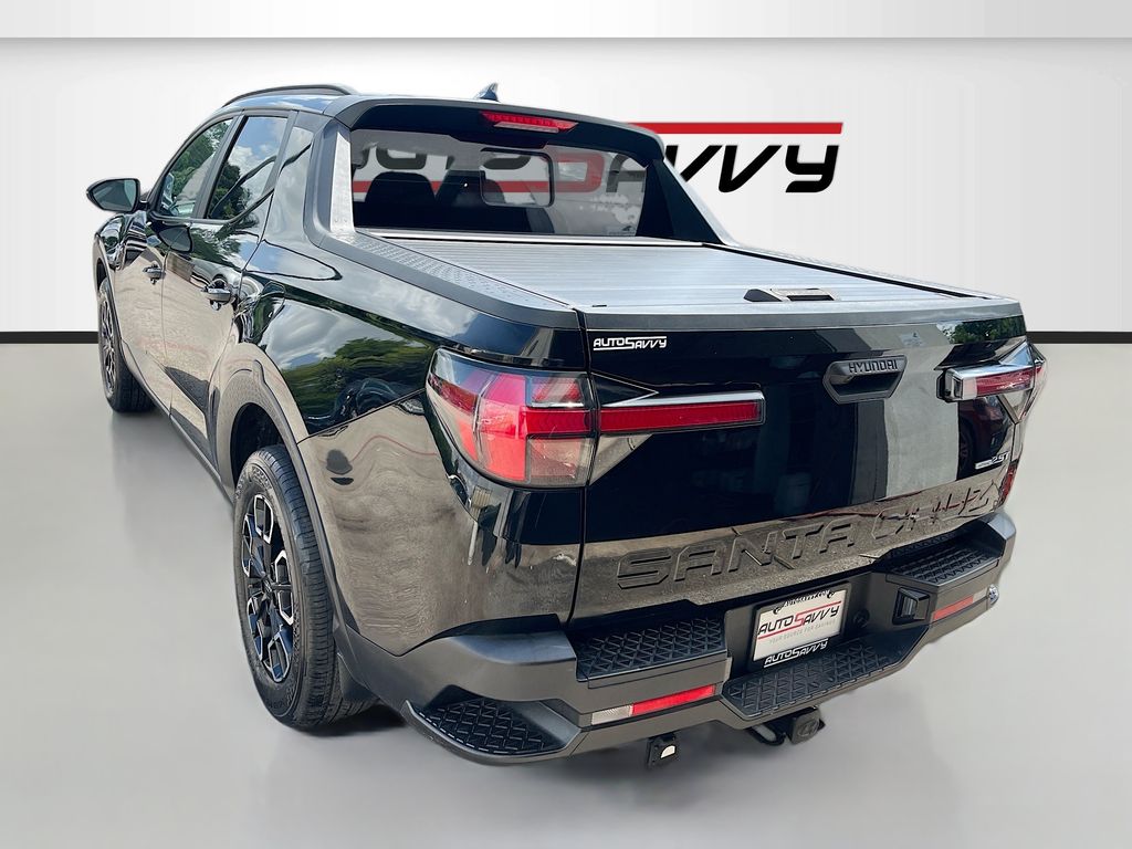 Used 2023 Black Hyundai SEL Premium image 3