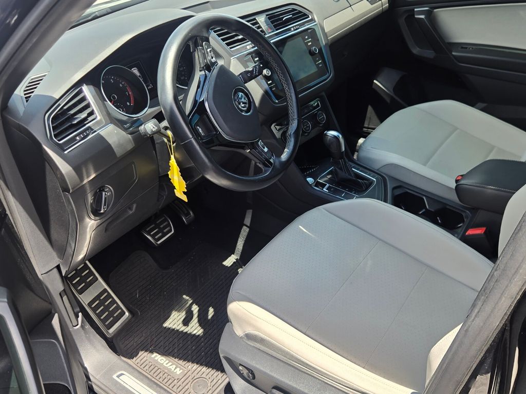 2021 Volkswagen Tiguan - $17,685
