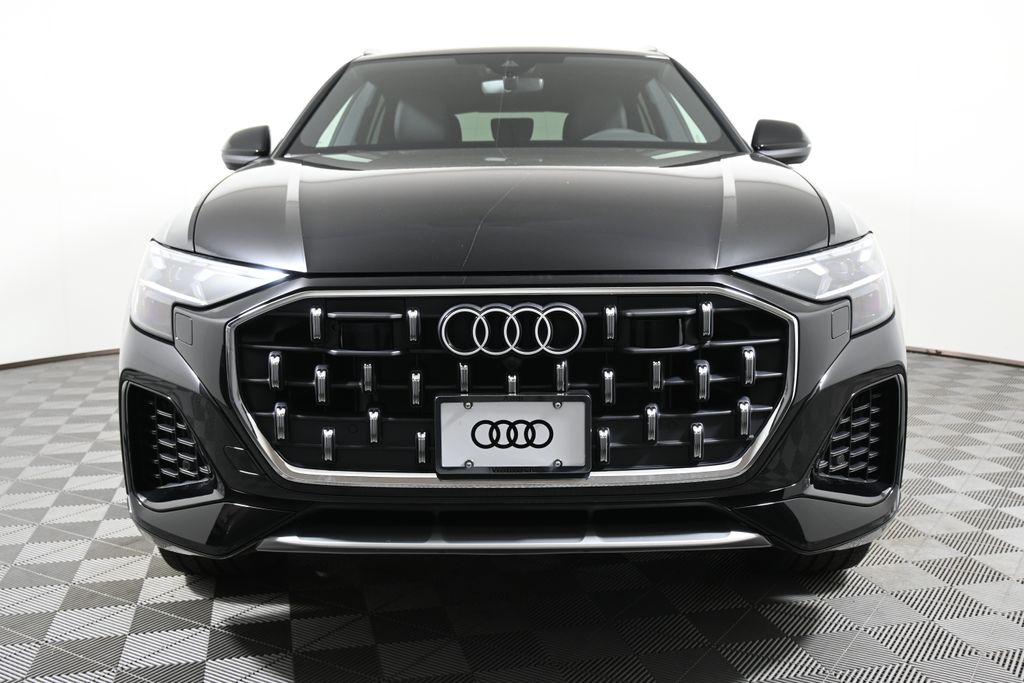 2025 Audi Q8  9