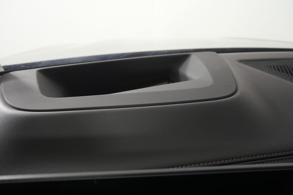 Thumbnail: 2025 BMW X7 - 21