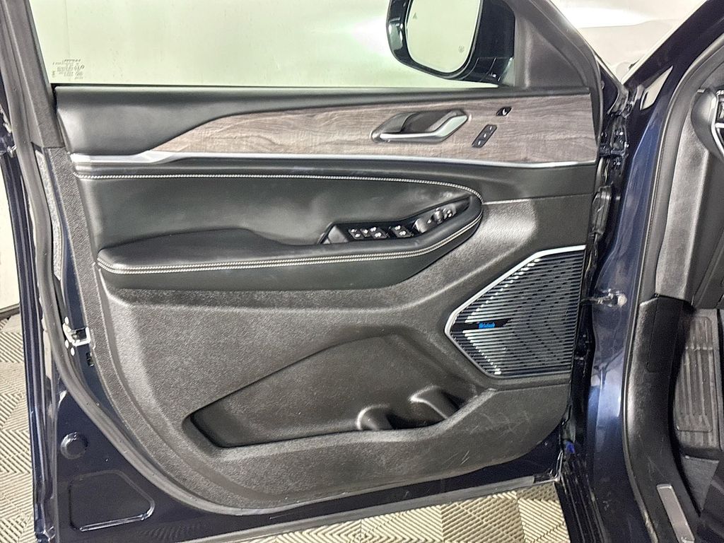 2023 Jeep Grand Cherokee Overland 4xe