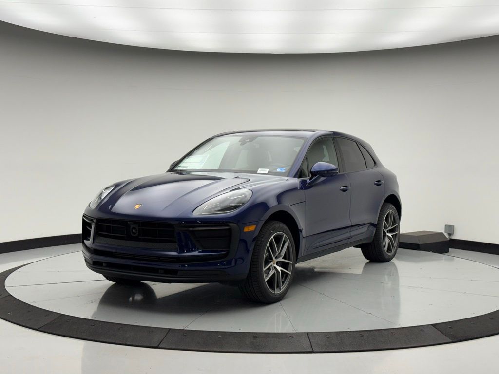 Thumbnail: 2026 Porsche Macan - 1