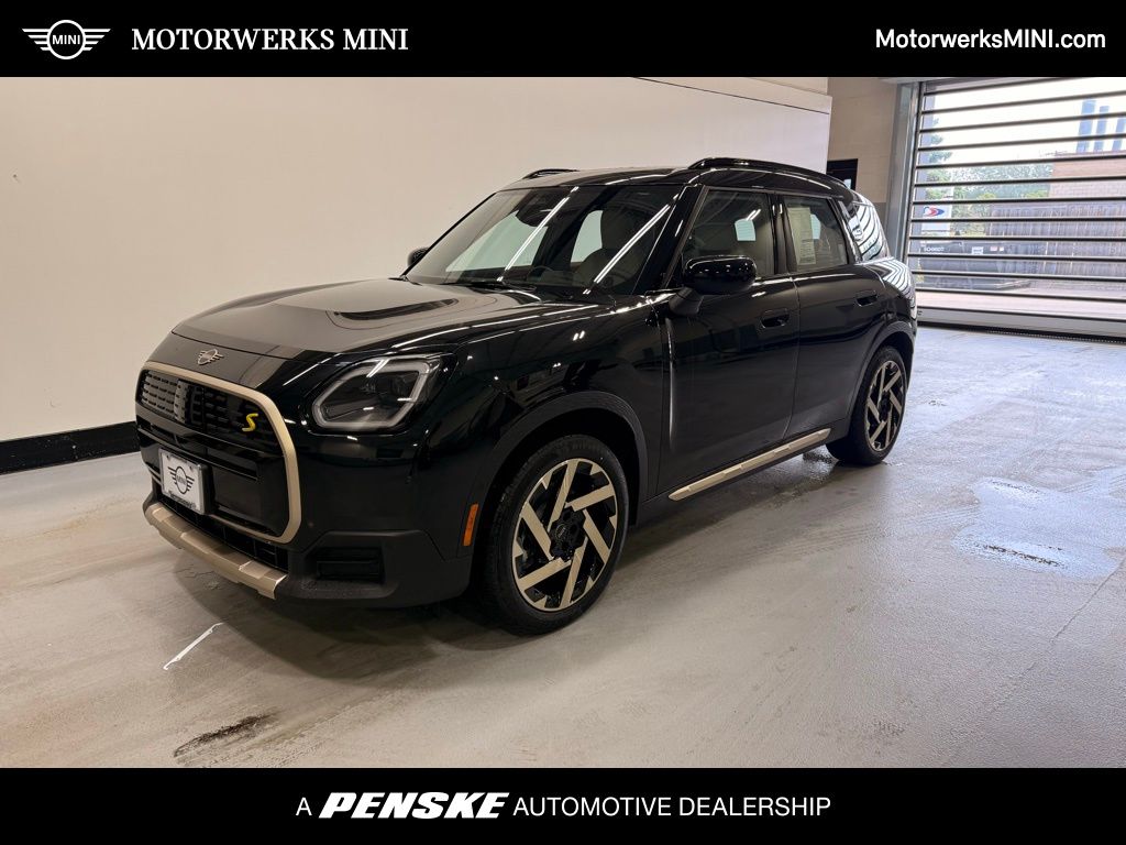 2025 MINI Cooper Countryman Signature -
                Golden Valley, MN