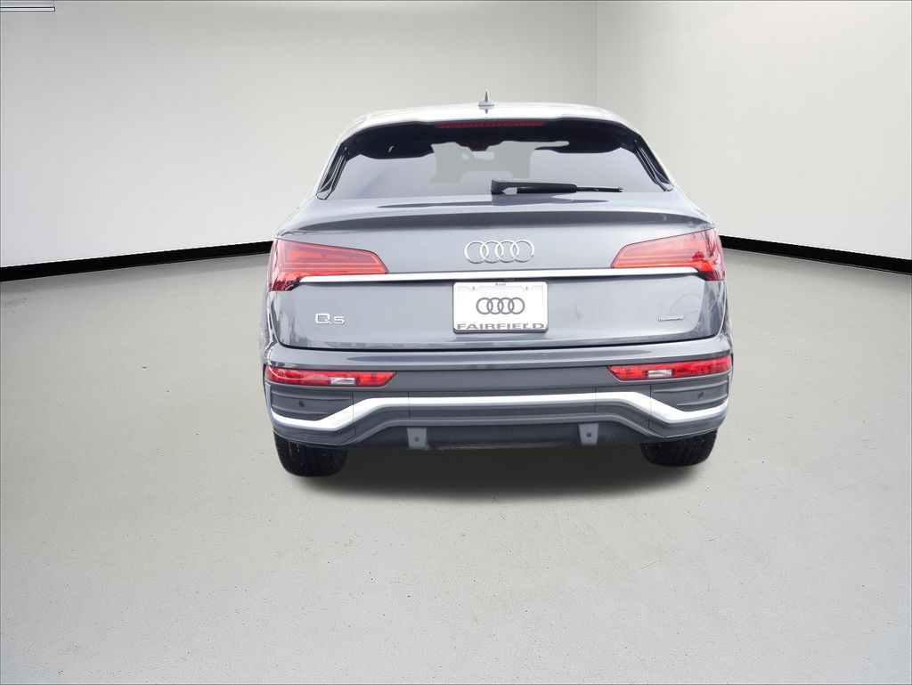 Thumbnail: 2023 Audi Q5 - 4