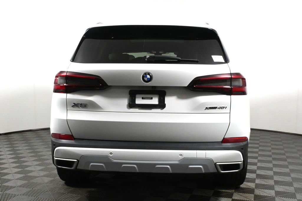 Thumbnail: 2021 BMW X5 - 6