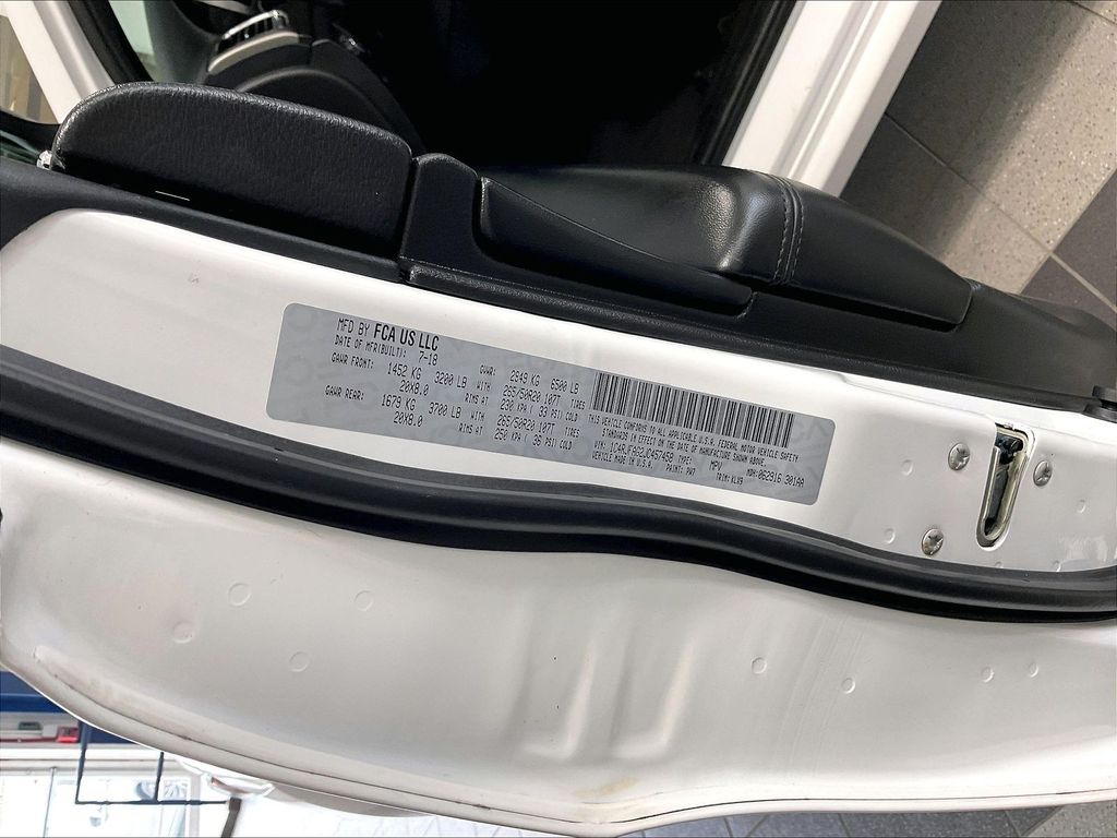 2018 Jeep Grand Cherokee — photo 35