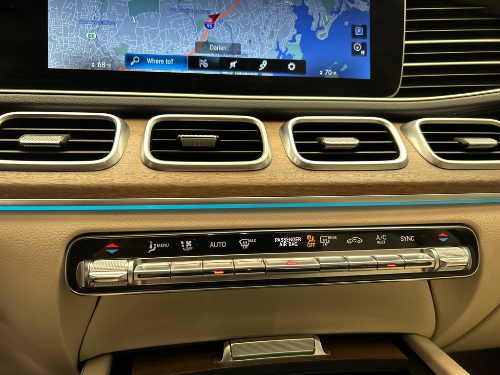 Thumbnail: 2023 Mercedes-Benz GLS - 19