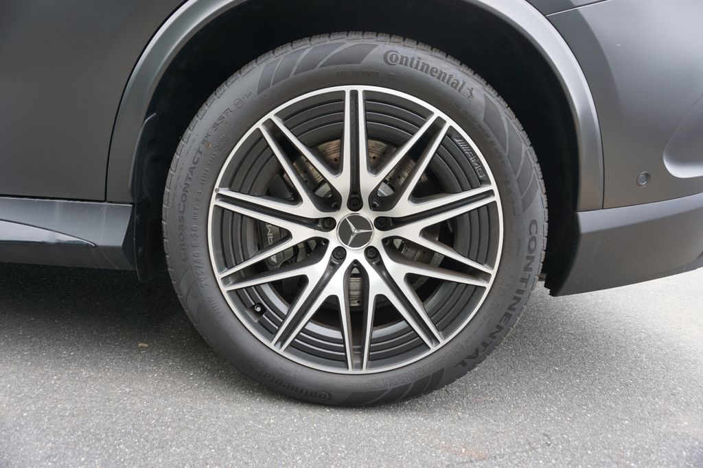 2025 Mercedes-Benz GLC 63 AMG 19