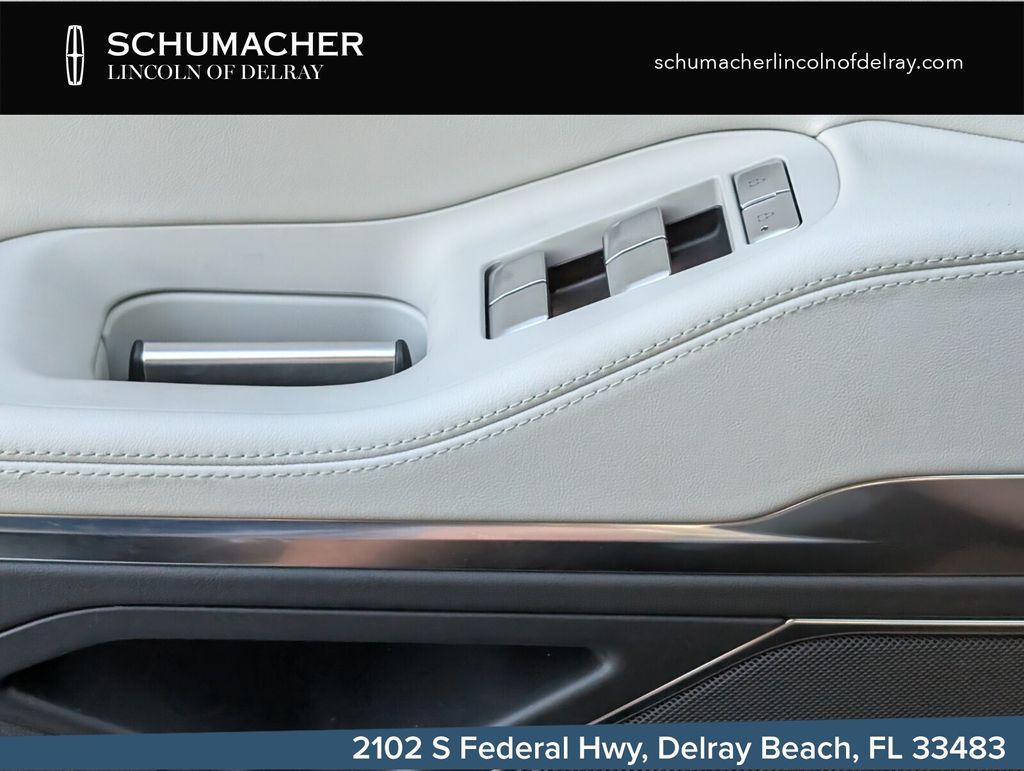 new 2026 Lincoln Navigator L car, priced at $98,640