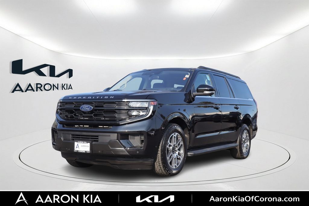 Agate Black Metallic 2025 Ford Expedition SUV / Crossover Four-Wheel Drive Automatic