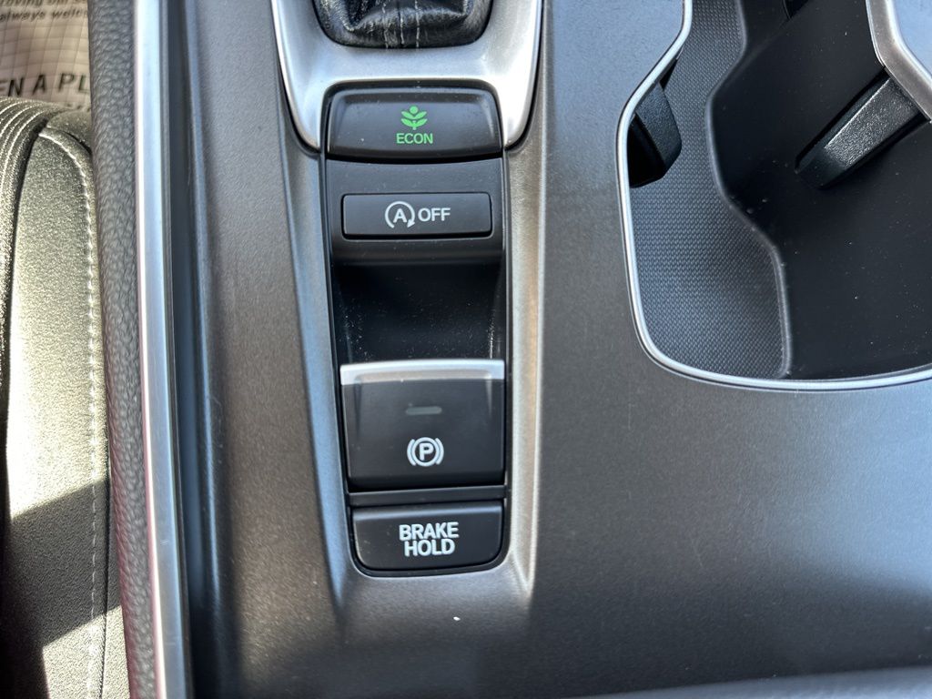 2021 Honda Accord LX FWD Sedan