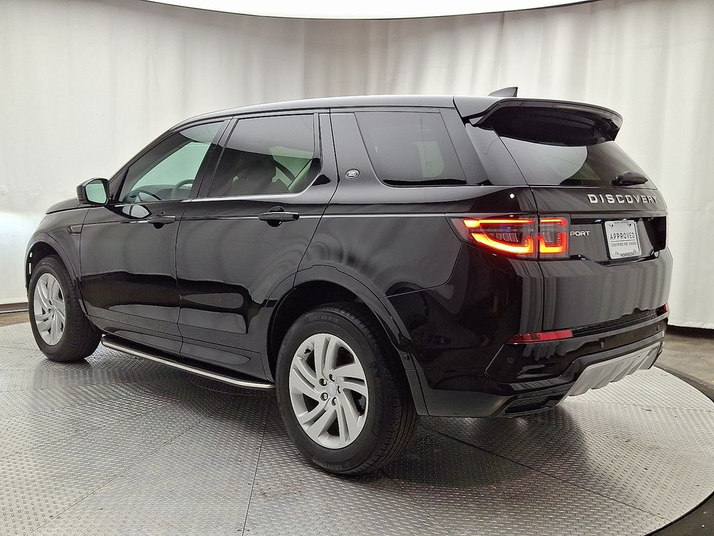 Thumbnail: 2024 Land Rover Discovery Sport - 6