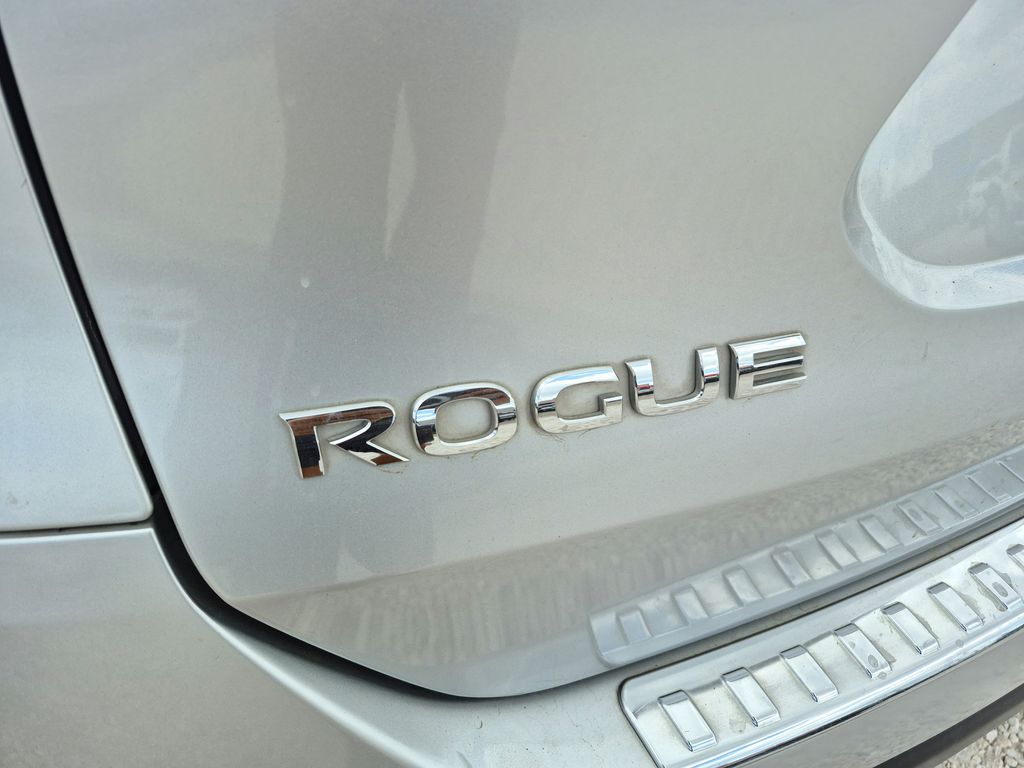 2016 Nissan Rogue SL Silver at DeMontrond Gulf Freeway