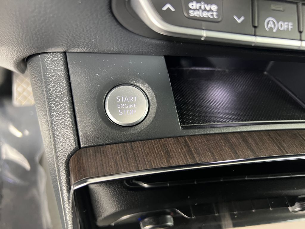 Thumbnail: 2023 Audi Q5 - 24