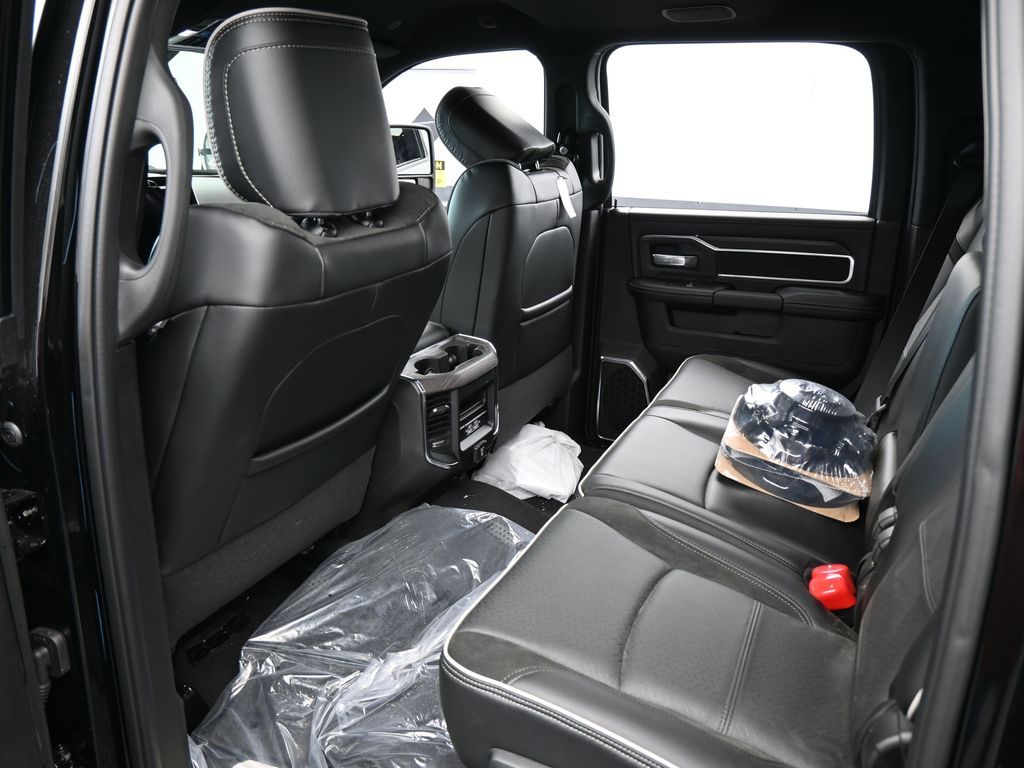 New 2026 Diamond Black Crystal Pearlcoat Ram Laramie image 38