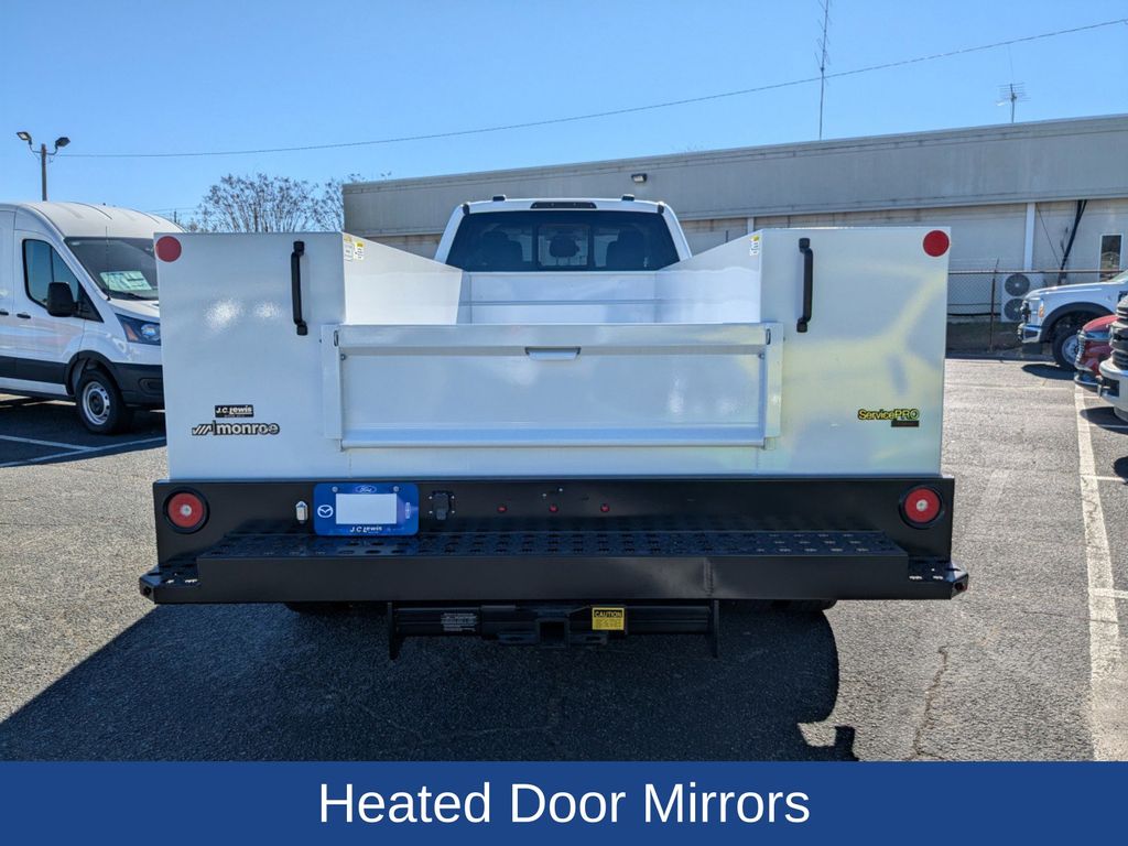 2025 Ford F-450 Chassis XL