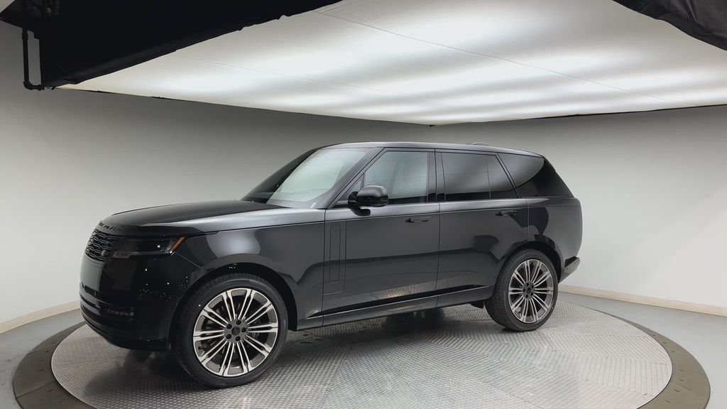 Thumbnail: 2026 Land Rover Range Rover - 6