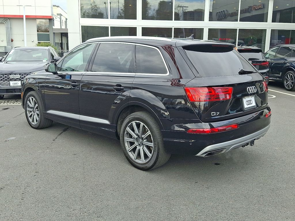 Thumbnail: 2019 Audi Q7 - 6