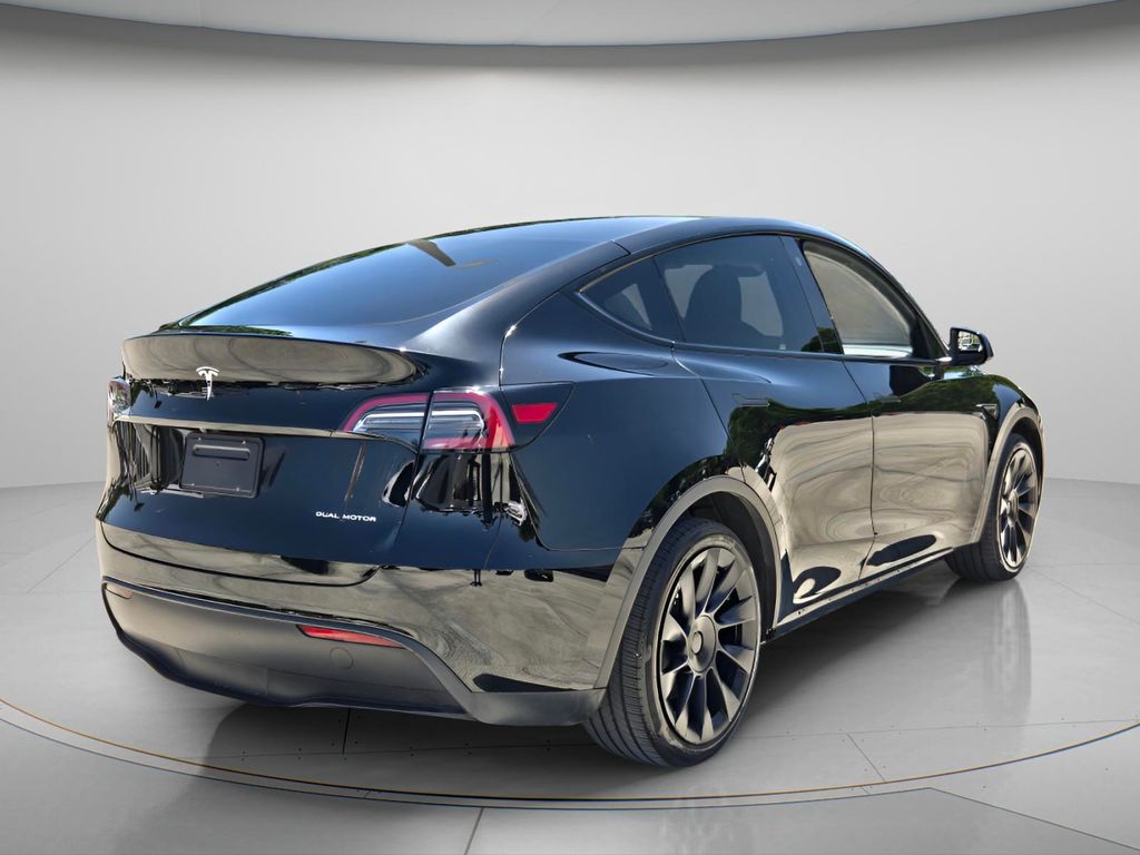 2023 Tesla Model Y - $27,477