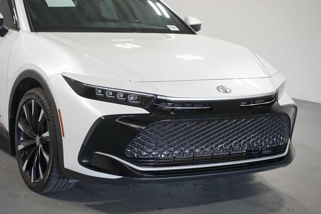 Thumbnail: 2024 Toyota Crown - 4