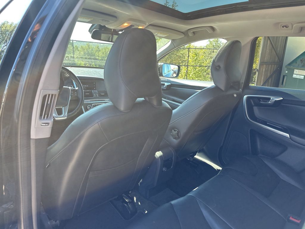 Used Car 2015 Volvo Xc60  T5 Premier Plus For Sale Under $12,000 In Austin, Texas