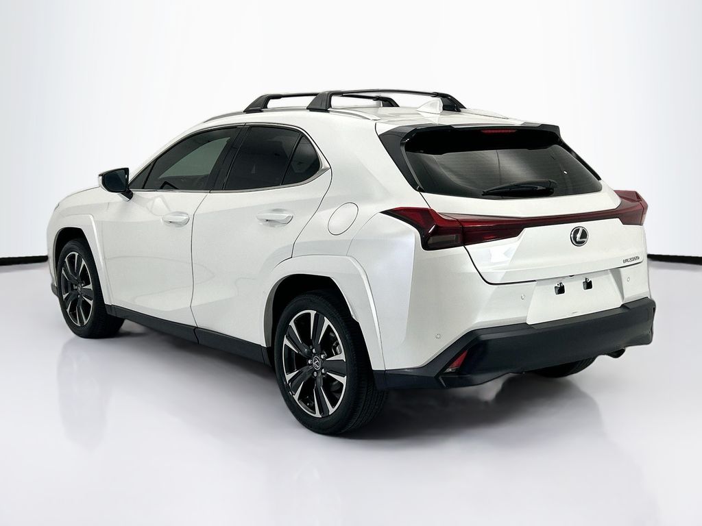 Thumbnail: 2024 Lexus UX - 7