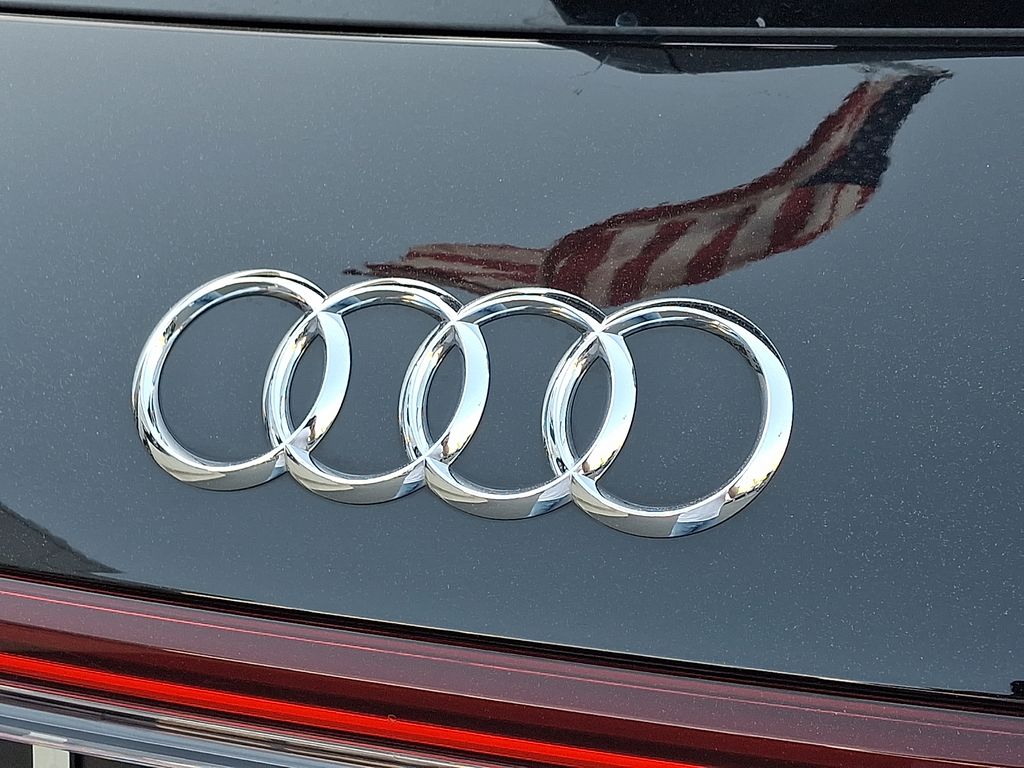 Thumbnail: 2023 Audi Q4 e-tron - 28