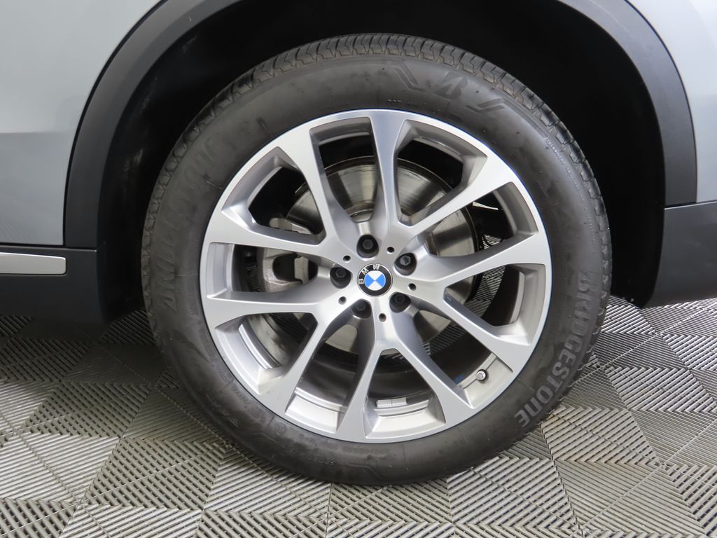 Thumbnail: 2024 BMW X5 - 32