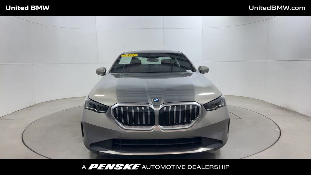 Thumbnail: 2025 BMW 5 Series - 3