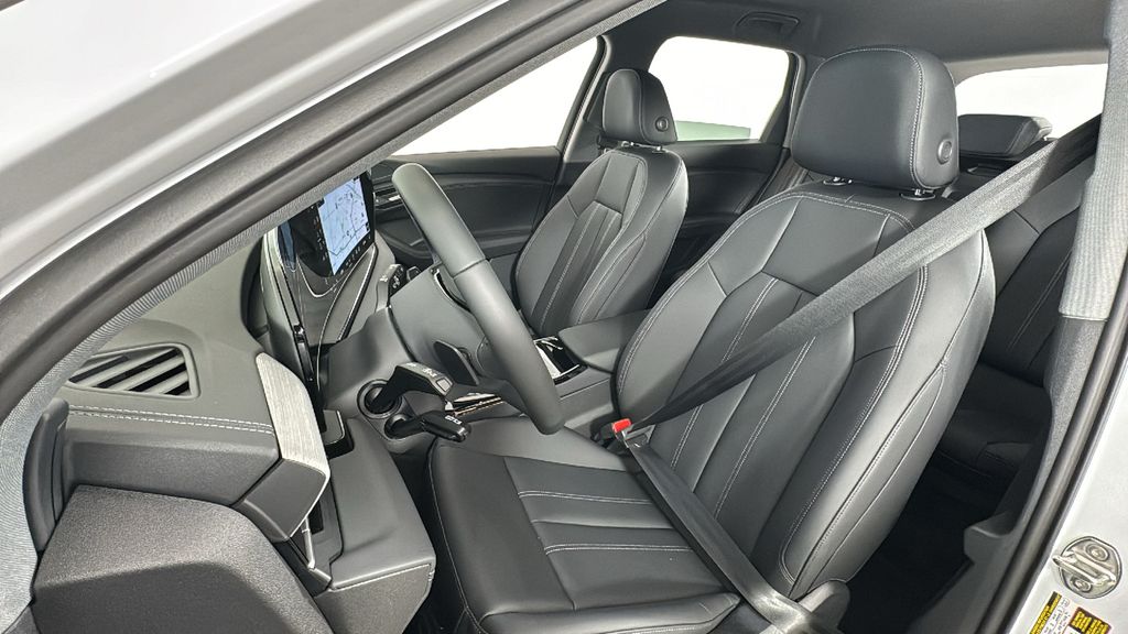 2025 Audi Q6 e-tron Premium 26