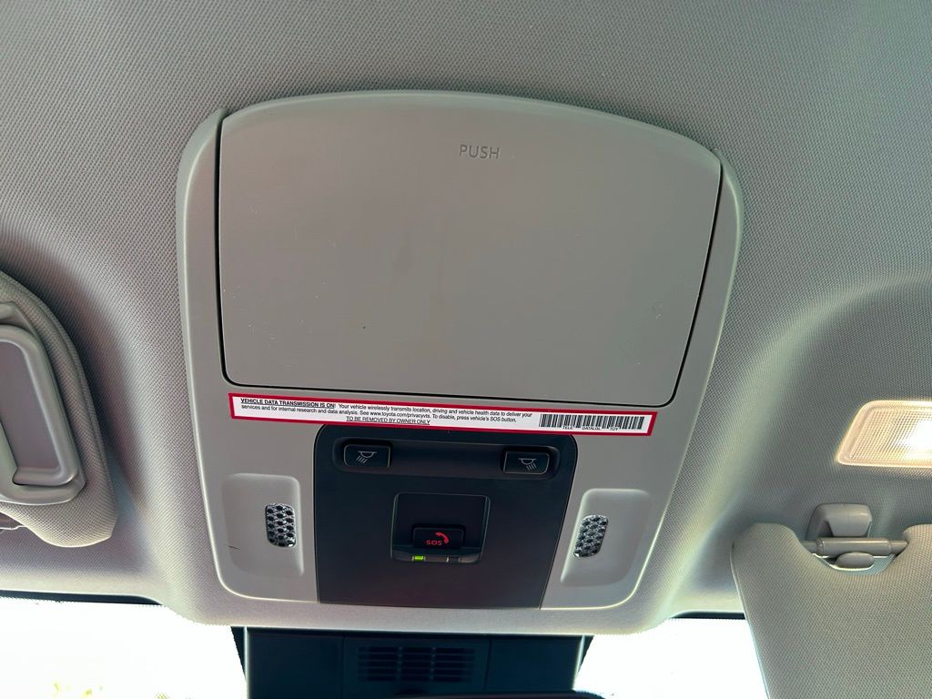 Thumbnail: 2025 Toyota Camry - 29